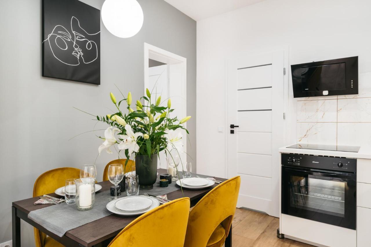 Apartament Orzeszkowa - Loftaffair Krasków Eksteriør bilde