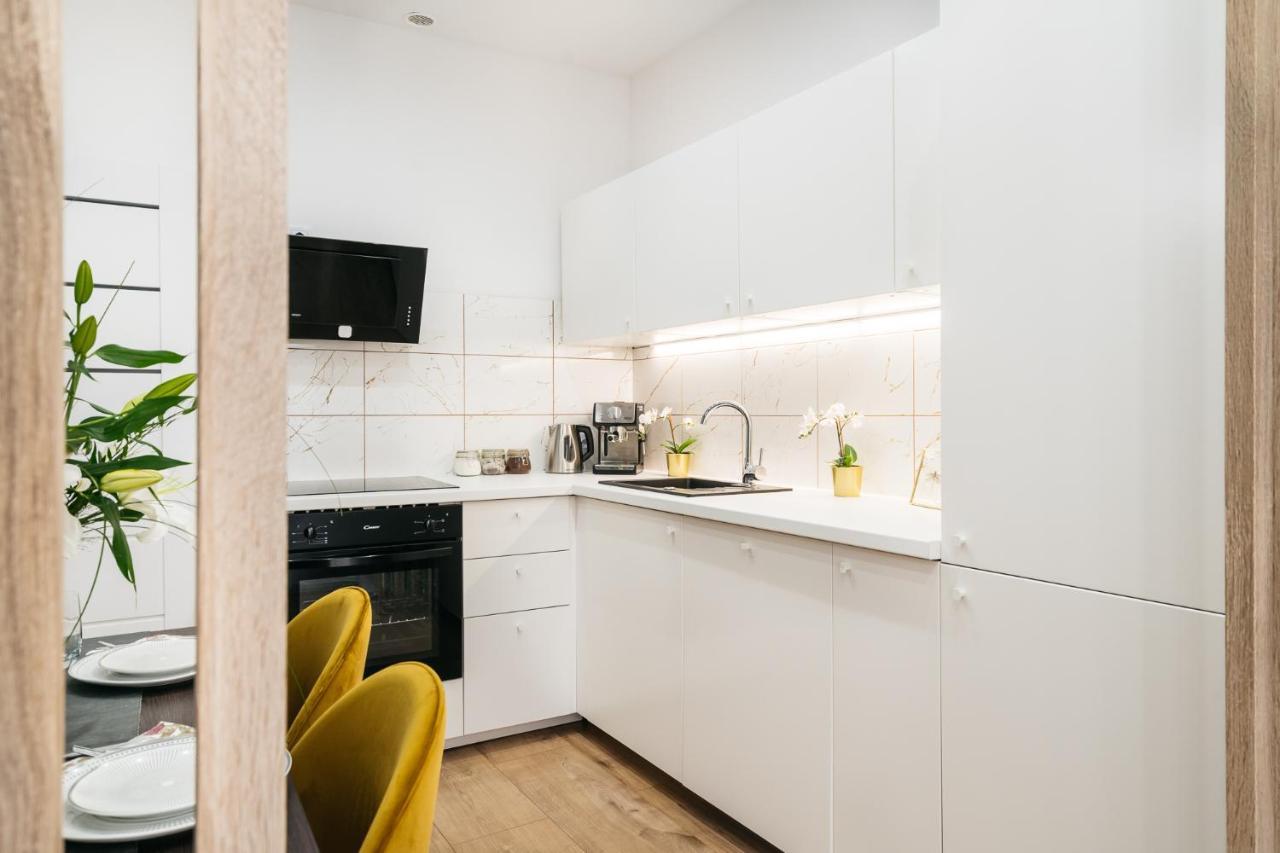 Apartament Orzeszkowa - Loftaffair Krasków Eksteriør bilde