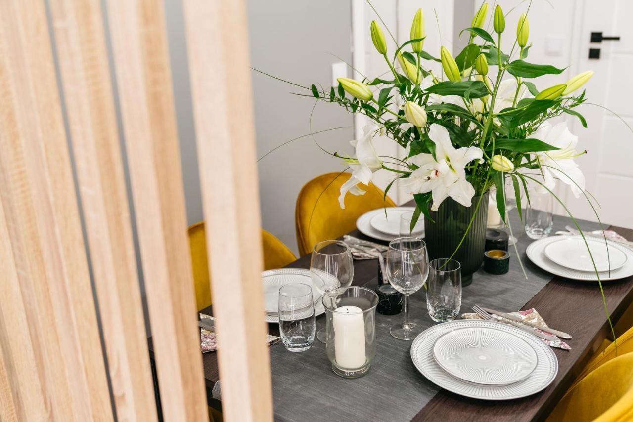 Apartament Orzeszkowa - Loftaffair Krasków Eksteriør bilde